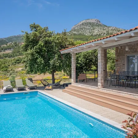 Villas Sole Bol Exterior photo