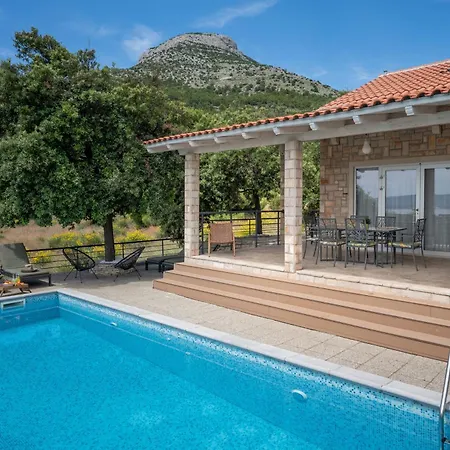 Villas Sole Bol Exterior photo